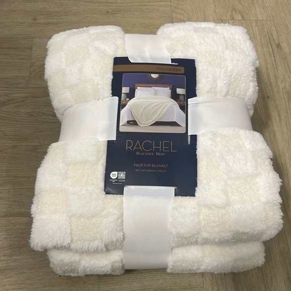 RACHEL Rachel Roy Bedding Rachel Rachel Roy Faux Fur Blanket Poshmark